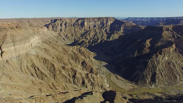 鱼河峡谷的4K鸟瞰图视频素材