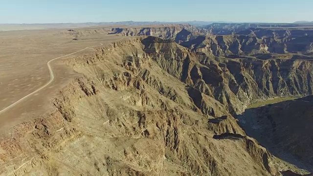 鱼河峡谷的4K鸟瞰图视频素材