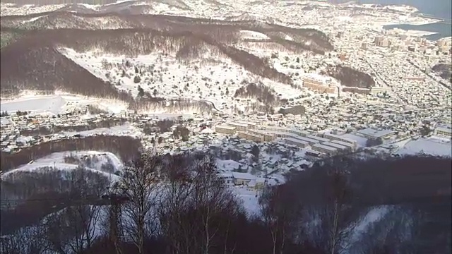 日本北海道，白雪覆盖的小丸市中心视频素材