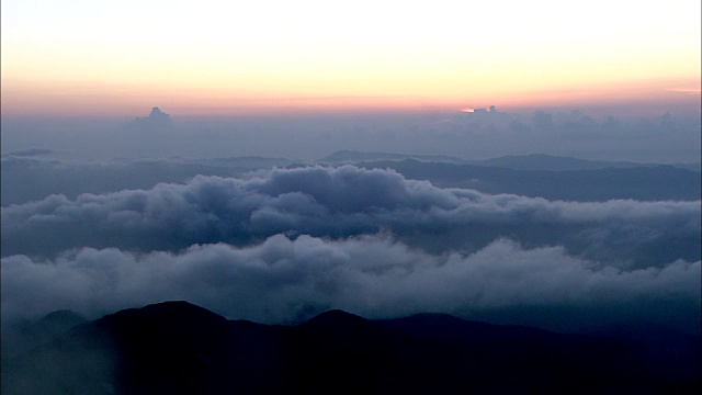 从加山看日落视频素材