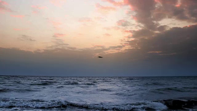 海上日出视频素材