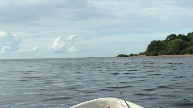 从渔船上看到的海景视频素材