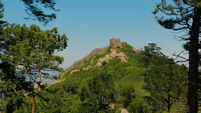 葡萄牙辛特拉的莫罗城堡(Castelo dos Mouros)视频素材