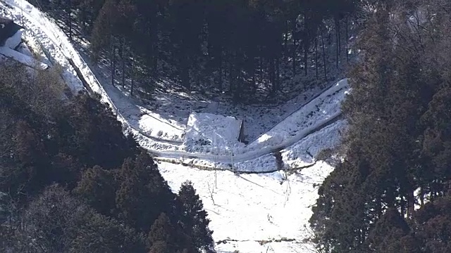 空中，积雪覆盖的尼帕区，奥多摩，东京视频素材