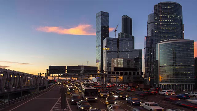 夜间公路延时视频素材