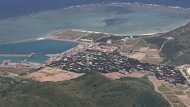 AERIAL, Tonaki岛，冲绳，日本视频素材