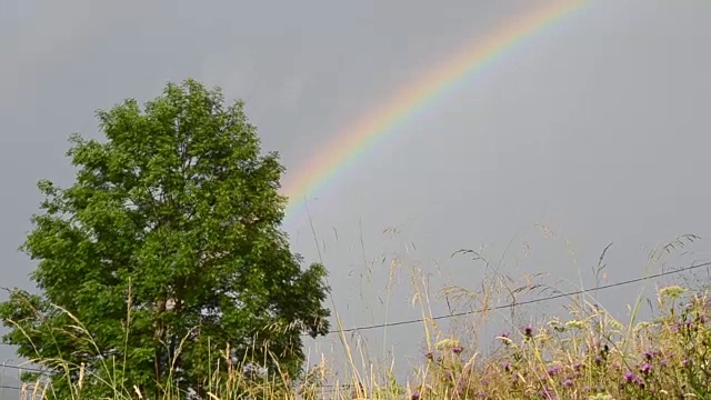 山川彩虹，雨后拍摄视频素材