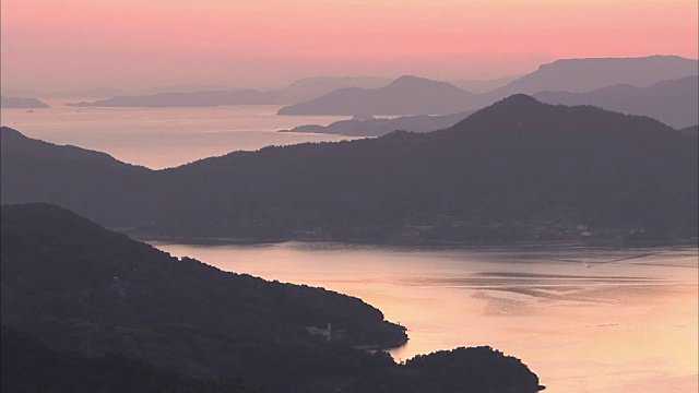 日本香川市的Shodoshima During Sunset视频素材