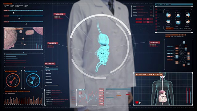 医生触摸数字屏幕，缩放身体扫描内脏器官，消化系统在数字显示。蓝色x射线的观点。视频素材