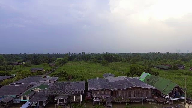 老社区滨河村鸟瞰图视频素材