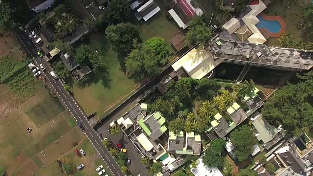 飞越毛里求斯岛居民区视频素材