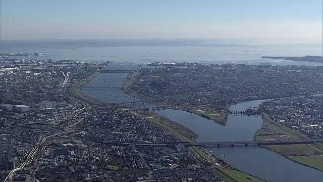 日本江户河畔的空中摄影视频素材