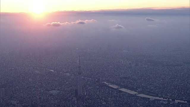 日本，日落前，东京天空树周围视频素材