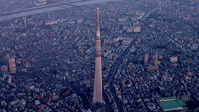 日本，日落前，东京天空树周围视频素材