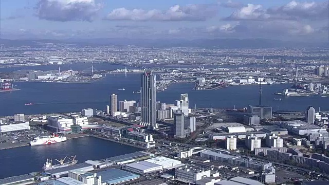 日本大阪湾地区的航空视频素材