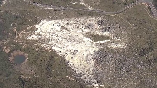 日本宫崎骏山的《空中》视频素材