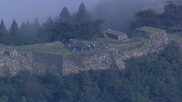 日本兵库市武田城遗址，航拍图视频素材