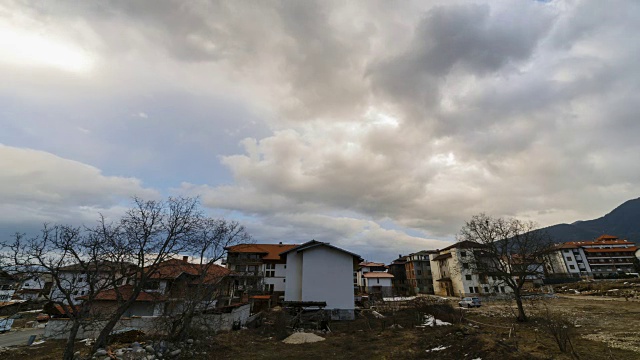 云在城市上空飘动视频素材