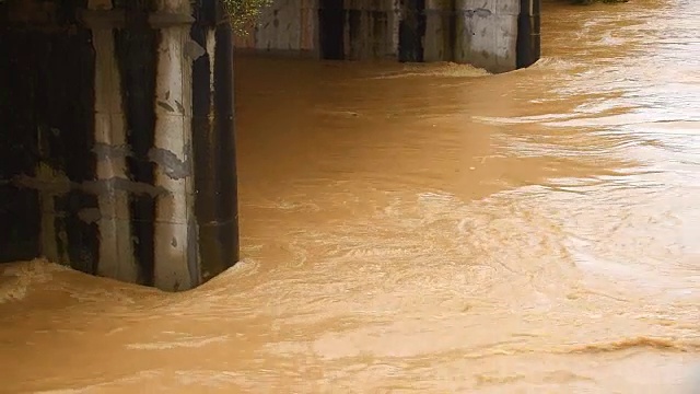 河水泛滥视频素材