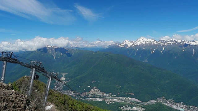 夏天在山上索道视频下载