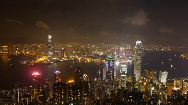 香港市区夜景，从山顶眺望视频素材