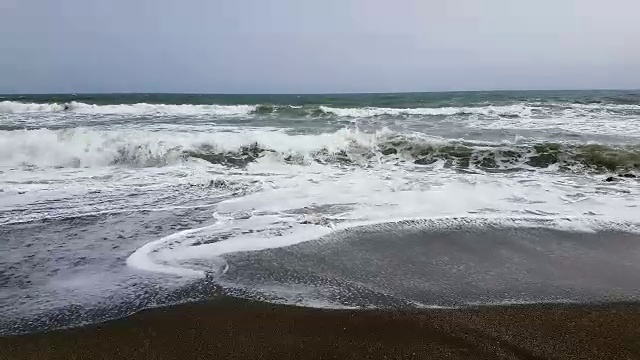 海滩上的浪花视频素材