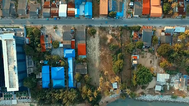 鸟瞰图的美丽的海滩klong湾区巴珠基里汗南部的泰国视频素材