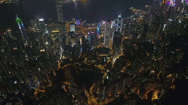 中国夜灯香港市中心湾航拍全景4k视频素材