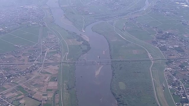 日本茨城市音河沿岸的天线视频素材