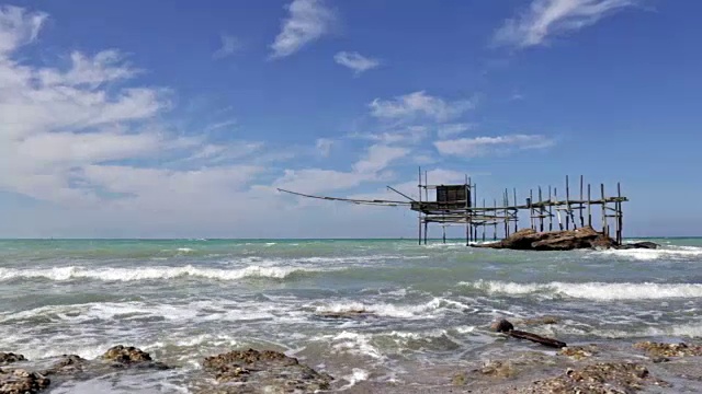 蓬塔Aderici。在意大利的Trabocchi海岸。视频素材