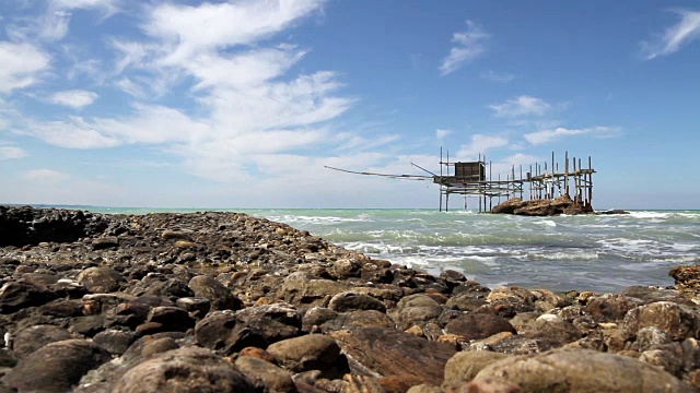 蓬塔Aderici。在意大利的Trabocchi海岸。视频素材