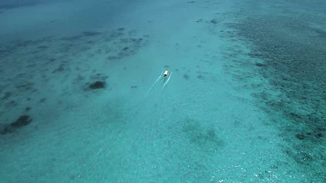 海上摩托艇，鸟瞰图视频素材