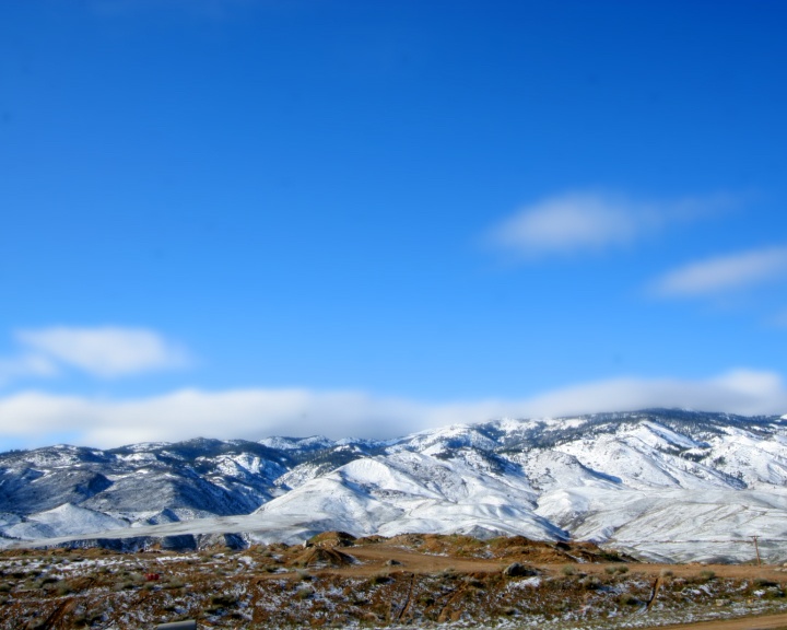 time-lapse sunrise over snowy mountain日落雪山视频素材