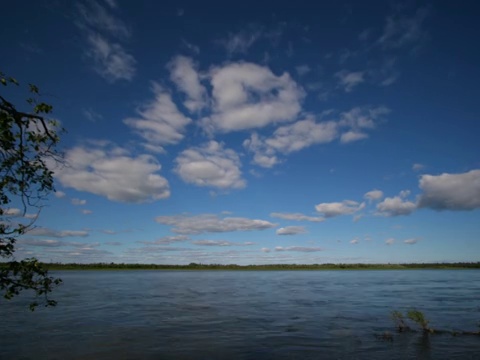 time-lapse movement at bay in afternoon下午在海湾的延时运动视频素材