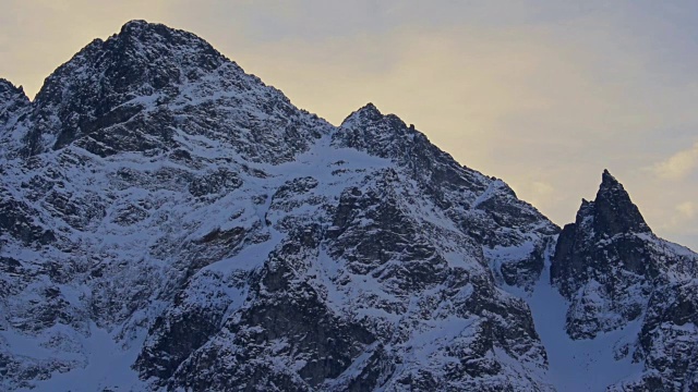 山峰-冬季-波兰视频下载