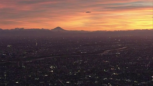 东京的空中和富士山的黄昏，日本视频素材