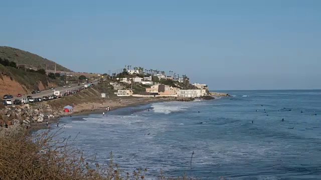 马里布海滩的夏日时光视频素材