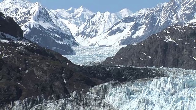 阿拉斯加冰川和山脉视频素材