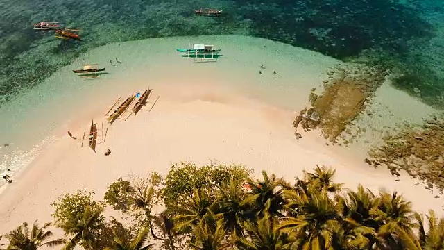 鸟瞰图美丽的海滩热带岛屿。吉亚姆岛，菲律宾，Siargao视频素材