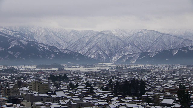 白雪覆盖的小野市，福井，日本视频素材