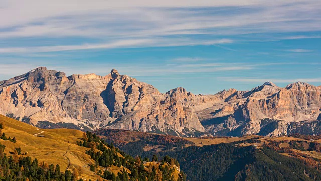 在Val Gardena地区，Dolomites，意大利美丽的景观景观视频素材