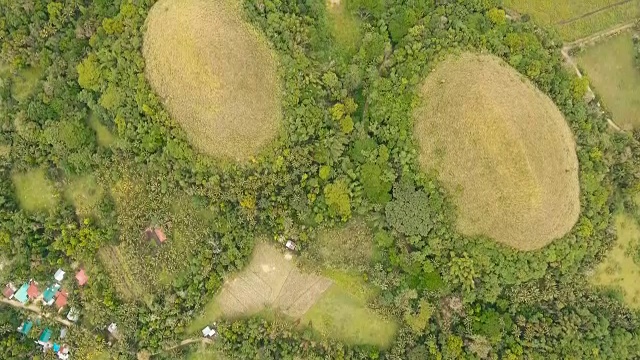 巧克力山在保和，菲律宾，鸟瞰图视频素材