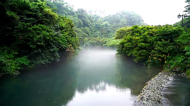 济州岛天池渊瀑布花园公园视频素材