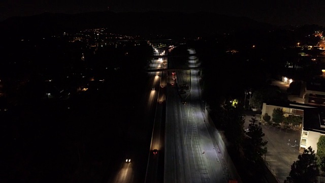 夜晚城市交通视频素材