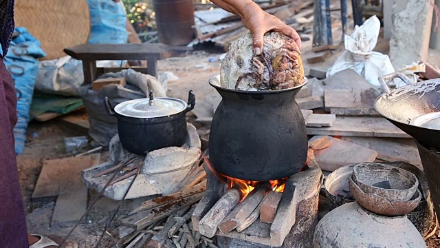 这是泰国的传统烹饪方法视频下载