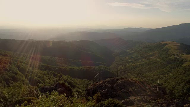 森林和山视频素材