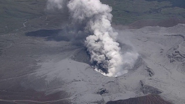 空中，麻生火山喷发，熊本，日本视频素材