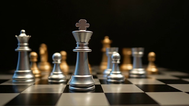 近距离下象棋。视频素材