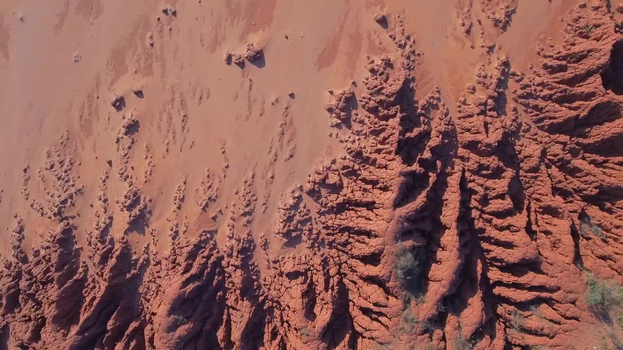 日落时的山对天景色视频素材