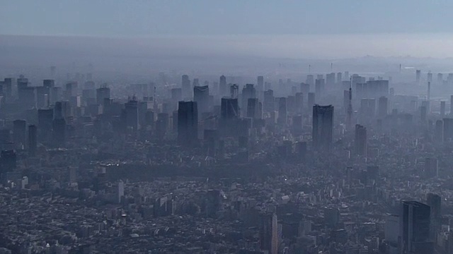 雾中的东京天际线，日本视频素材